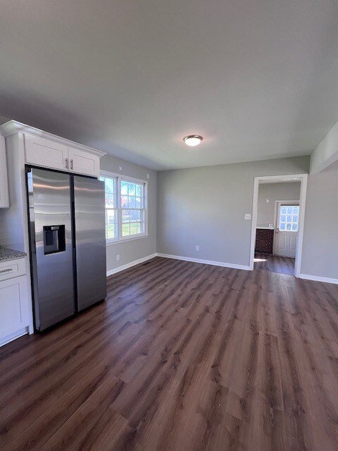 Building Photo - 832 Craig St