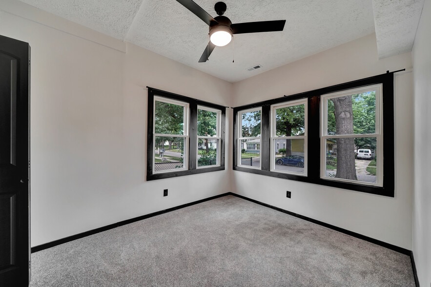 Building Photo - 2225 D St