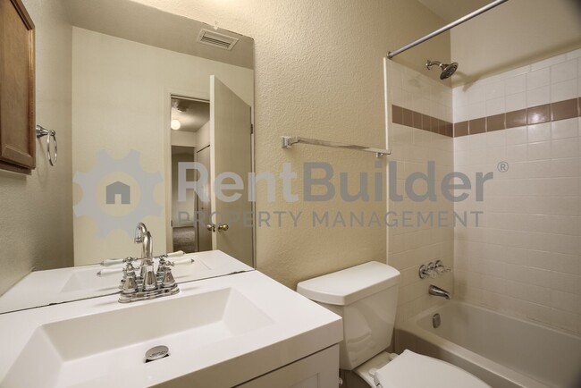 Building Photo - CALL US TODAY AT (505) 808-6467 TO SCHEDUL...