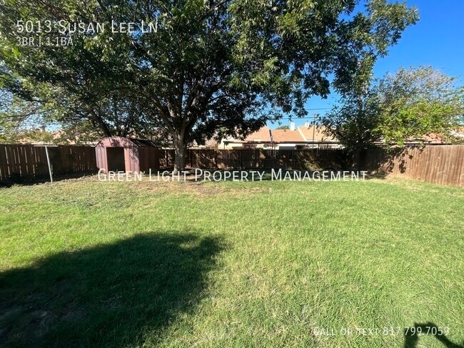 Building Photo - 5013 Susan Lee Ln