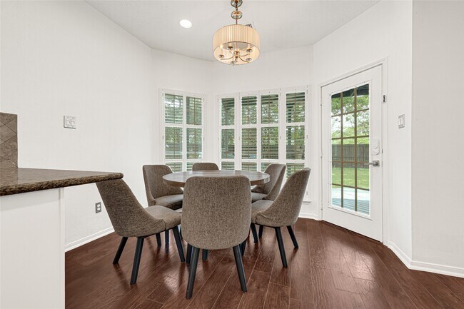 Building Photo - 8307 Summer Reef Dr