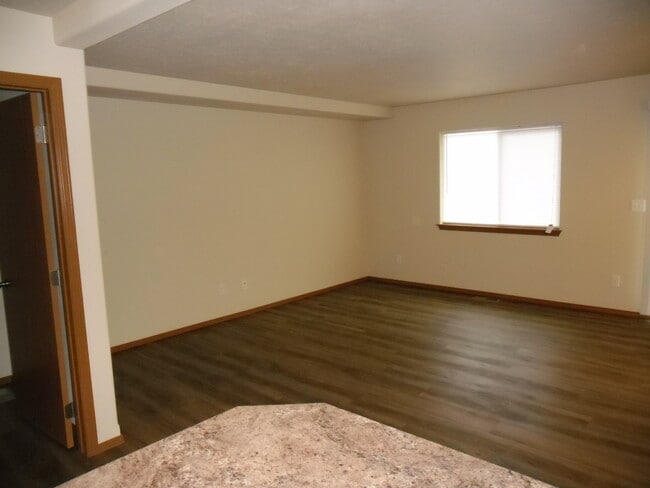 Building Photo - 502 S Margaret Ave