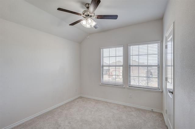 Building Photo - 11120 Canyon Oak St