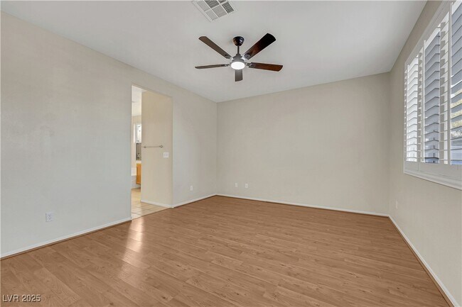 Building Photo - 310 Fancrest St