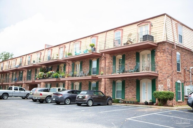 Building Photo - 300 Bayou Blvd