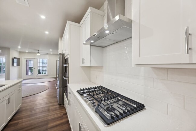 Building Photo - 106 Saint Ives Pl