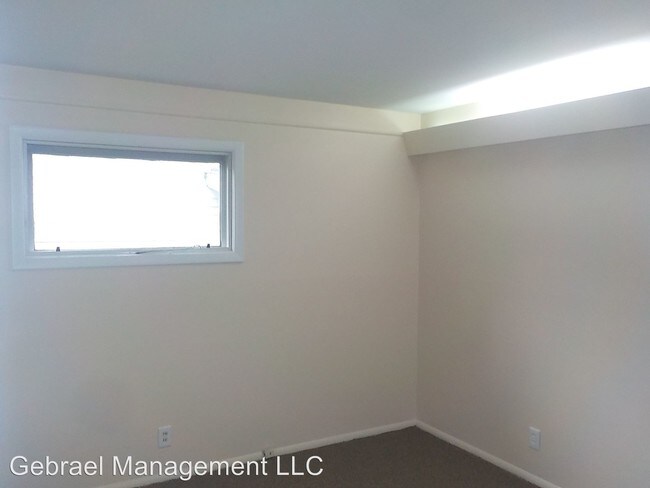 Building Photo - 3 br, 1.5 bath House - 1814 Penbrook Ln