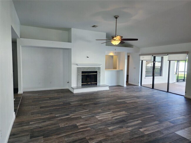Building Photo - 18303 Big Pond Way