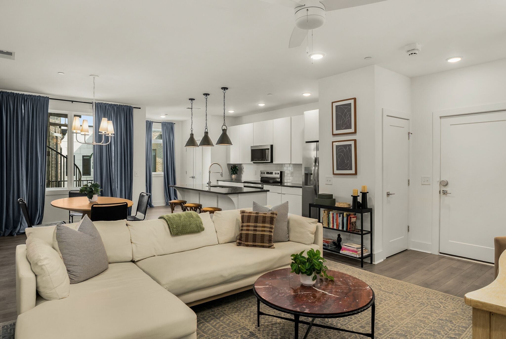 Building Photo - 1613 Marshall Hollow Dr