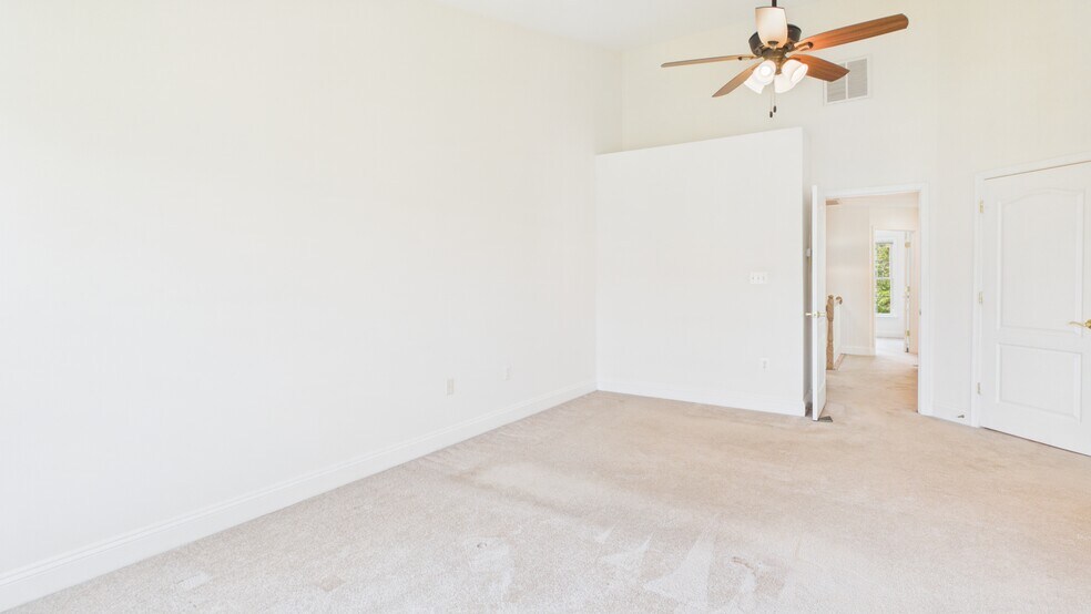 Building Photo - 25807 Turlough Ter