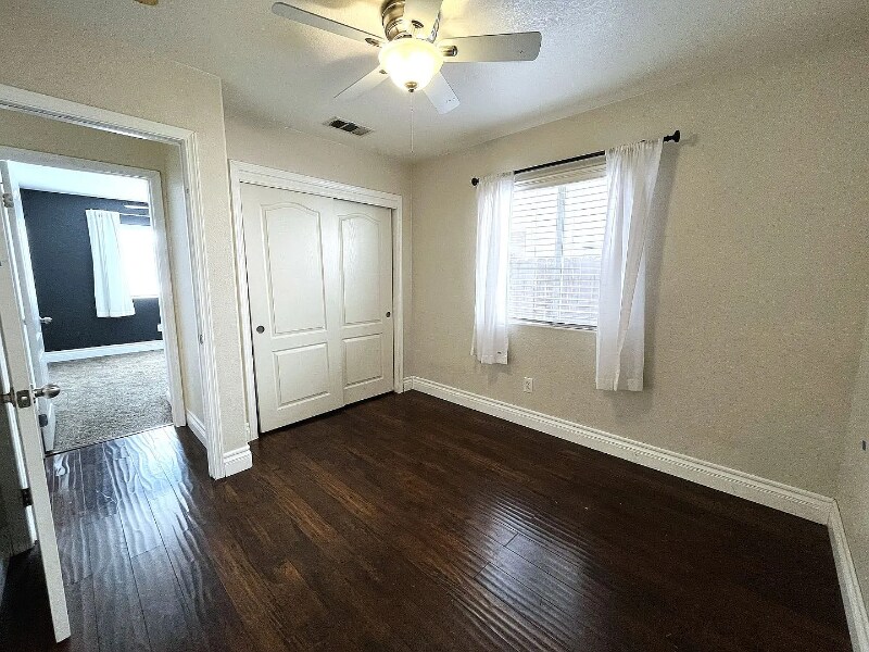 Building Photo - 11622 Pacific Harbor Ave