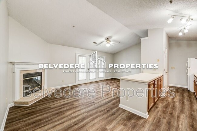 Building Photo - 5934 W Friendly Ave