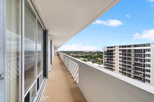 Building Photo - 1200 S Ocean Blvd