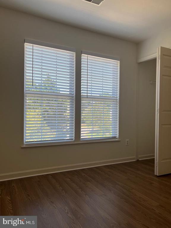Building Photo - 14288 Glade Spring Dr
