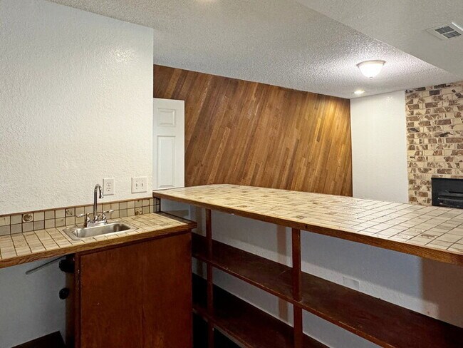 Building Photo - 17824 66th Pl W