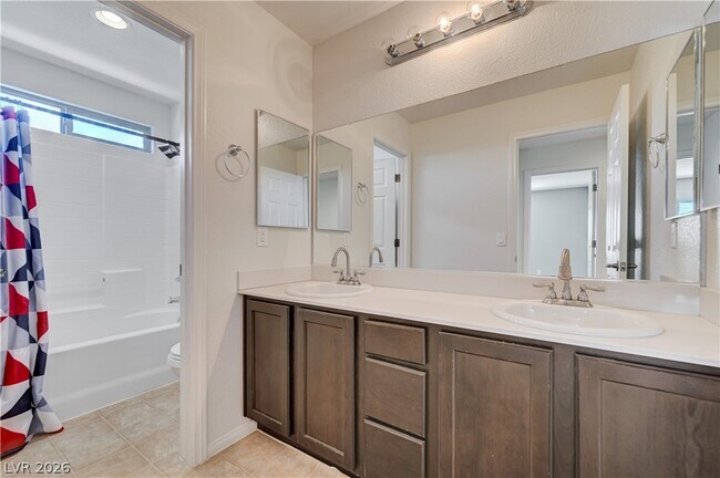 Building Photo - 6637 Cliff Shore Ct