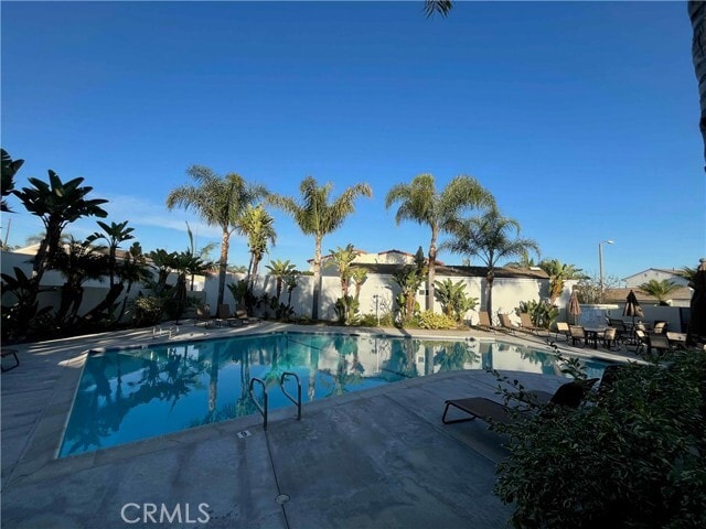 Building Photo - 7045 Seawind Dr