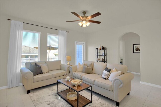 Building Photo - 6510 Teramo Ter