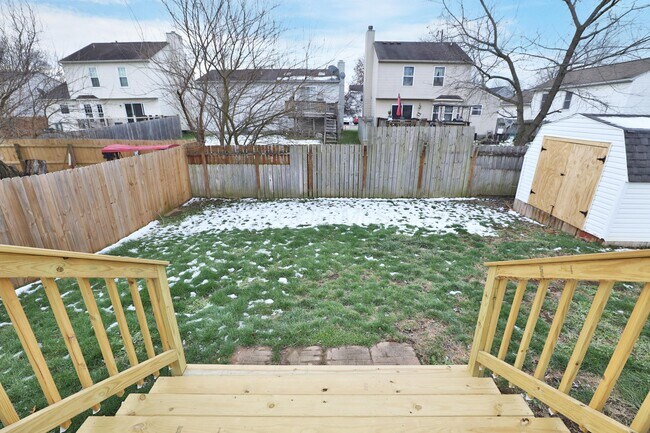 Building Photo - 989 Lavender Ln