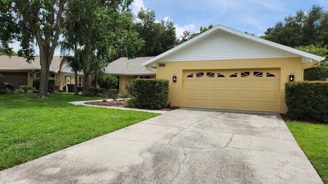 Building Photo - 326 Echo Pines Way