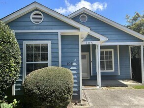 Building Photo - 2 Bed / 2 Bath Townhouse for Rent in Madison Alabama
