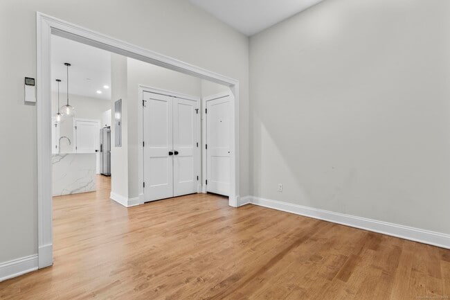 Building Photo - 234 Greene St