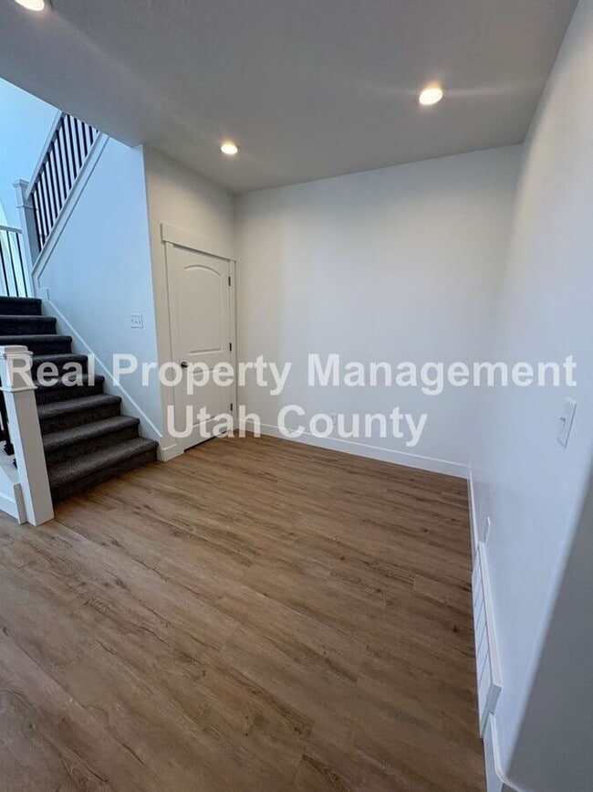 Building Photo - 2034 N 4100 W
