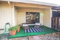 Building Photo - 158 Bryce Way