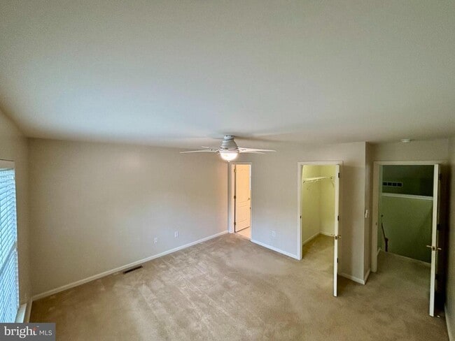 Building Photo - 17326 King Philip Way