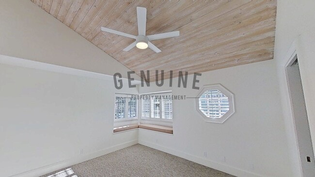 Building Photo - Beautiful Two-Level 5Bd 3.5Ba Home in Newport Beach