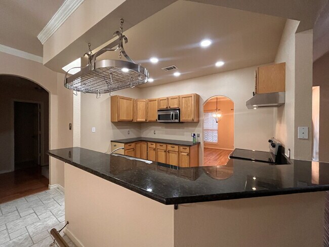 Building Photo - Gated Entry 5 bedroom, 3.5 Bath Home on 16+ Acres in Cleburne - Bring your horses and cattle!