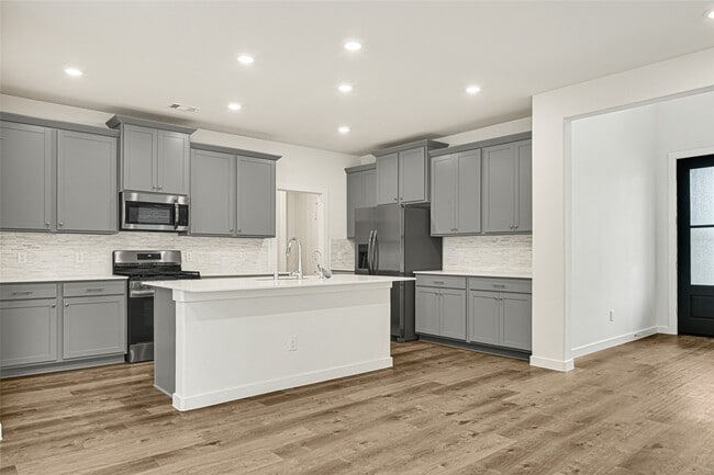 Building Photo - 31823 Autumn Spur Ln