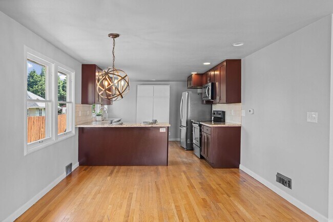 Building Photo - 4810 N 25th St