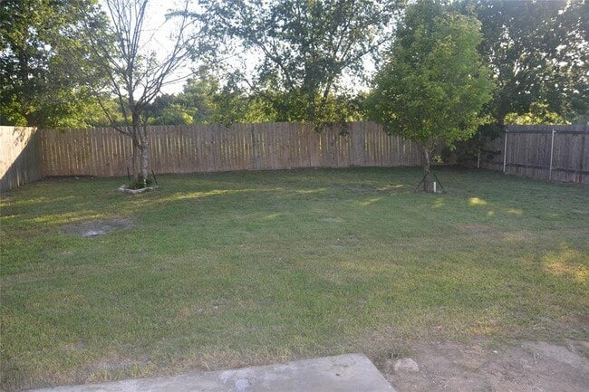 Building Photo - 1717 Jerusalem Dr