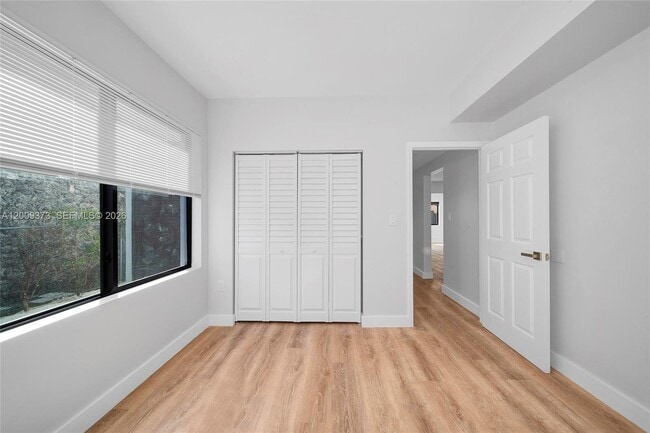 Building Photo - 1925 SW 23rd St