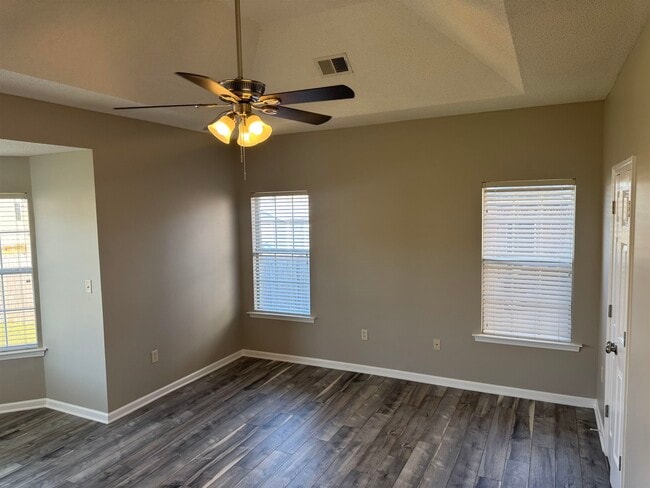 Building Photo - 5417 Eagle Bead Cove