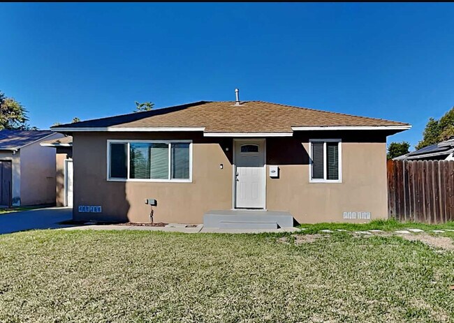 Building Photo - 1779 Rosewood Rd