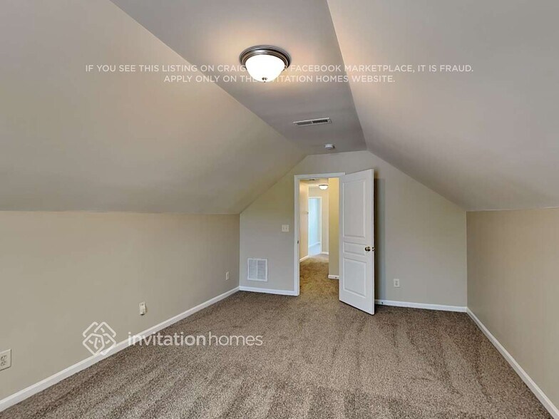 Building Photo - 6103 The Meadows Ln