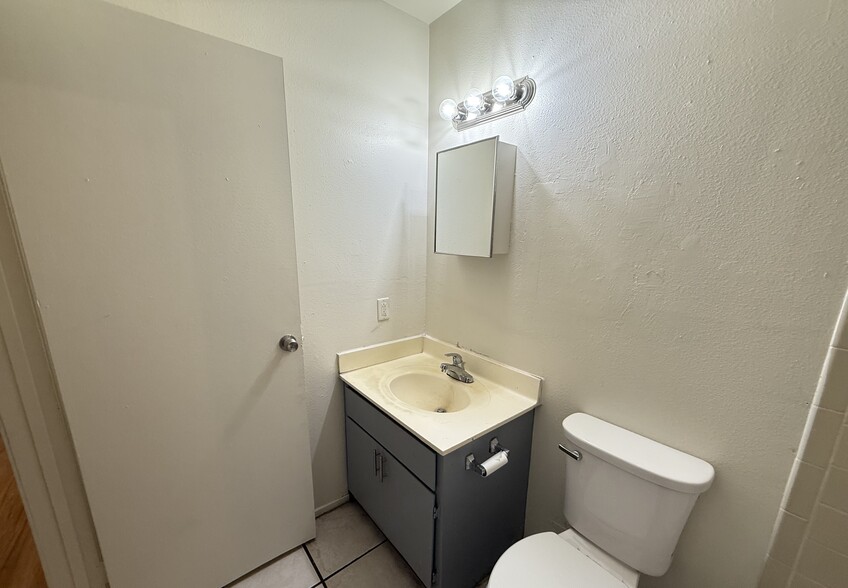 Building Photo - 4185 Solteros St