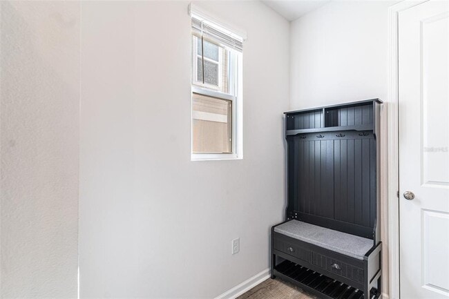 Building Photo - 1123 Sugarwood St