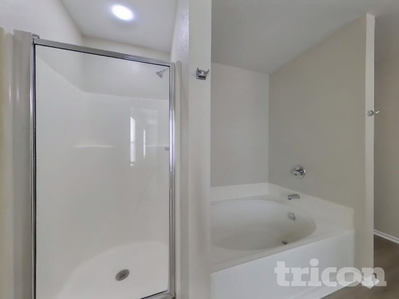 Building Photo - 5003 Mustang View