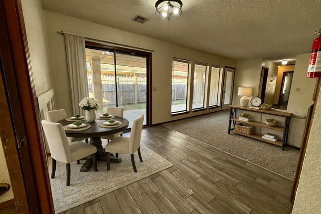 Building Photo - 7111 NW 30th Terrace