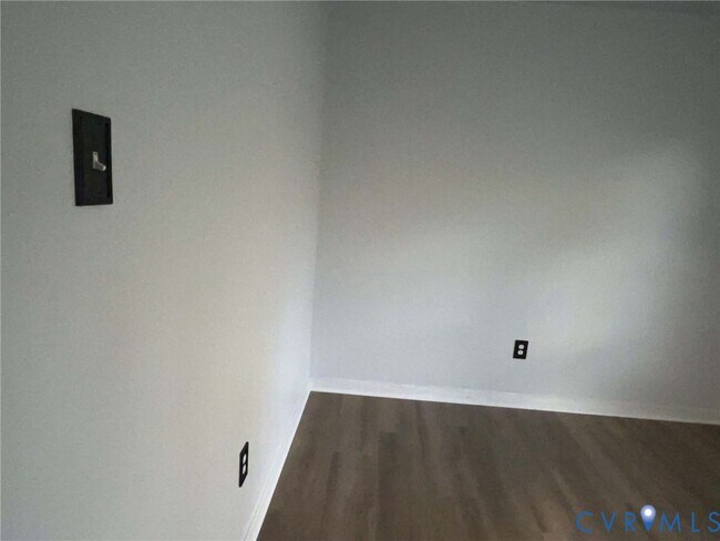 Building Photo - 1020 Telegraph Station Ln