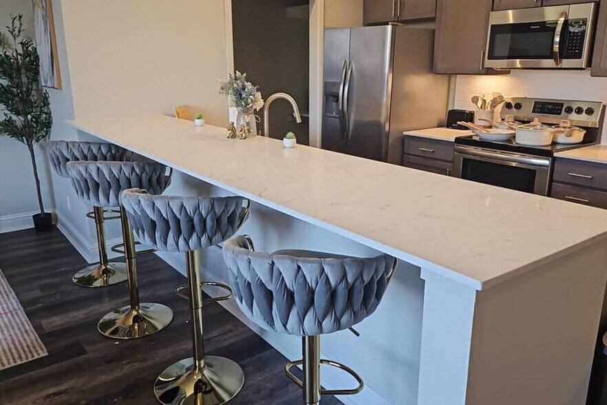 Building Photo - 112 N Boston Ave