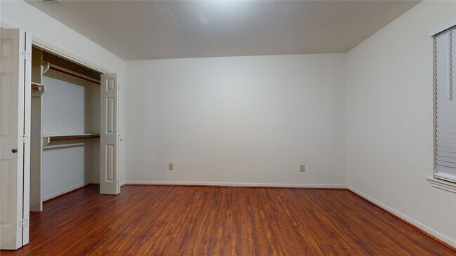 Building Photo - 1206 Woven Wood Ct