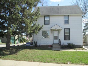 Building Photo - 4731 Meredeth St