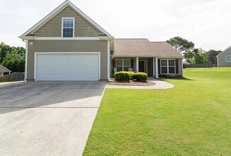 Building Photo - 607 McDowell Ln