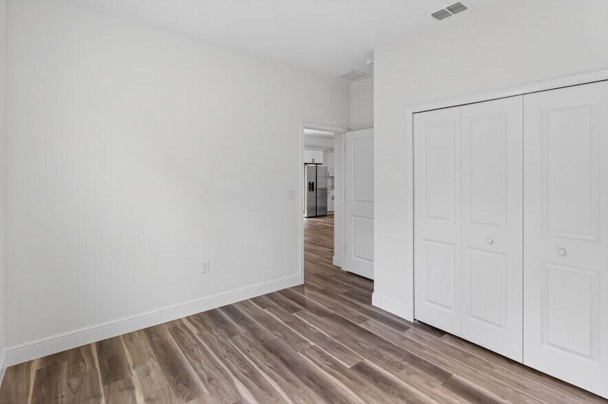 Building Photo - 9066 N Akola Way