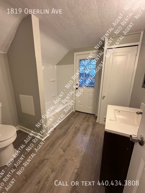 Building Photo - 1819 Oberlin Ave