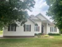 Building Photo - Great Floorplan, Great Location!